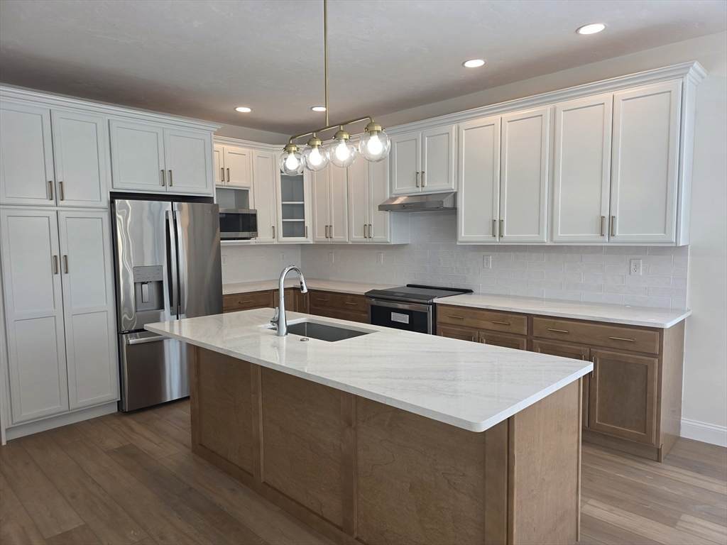 20 Fidelity Drive - Photo 1