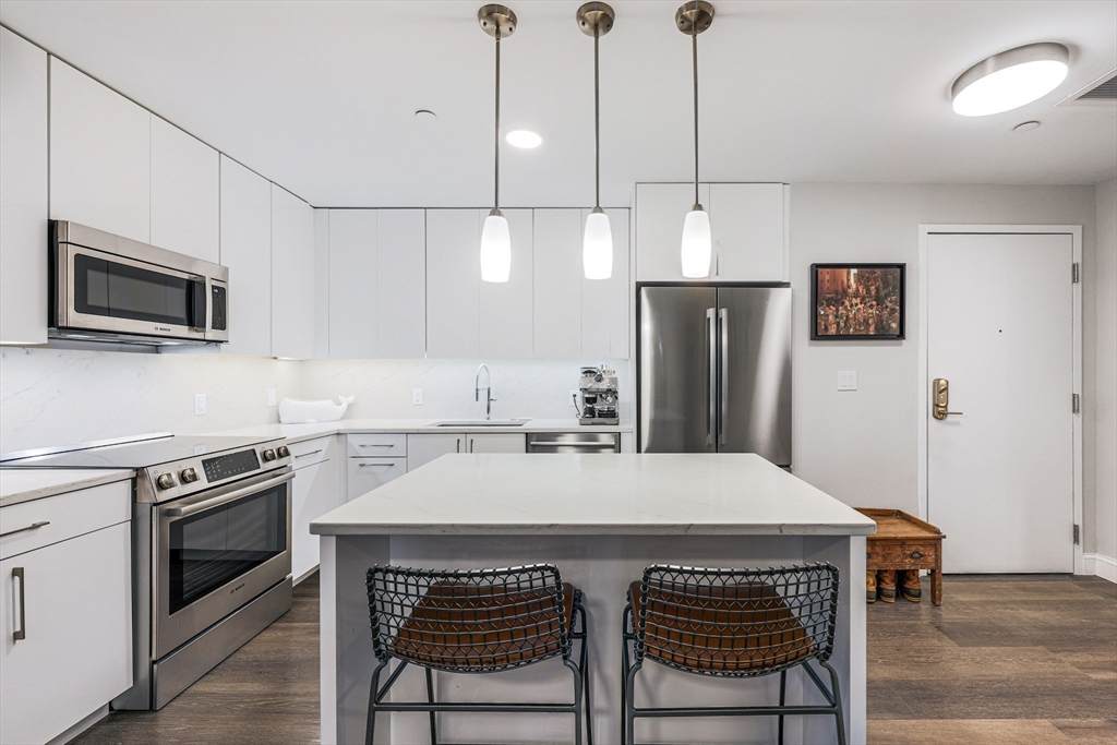 771 Harrison Ave - Photo 1