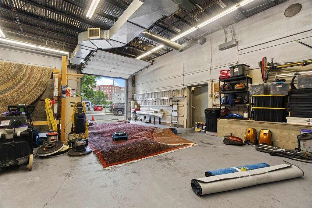 30 Millbury St - Photo 1