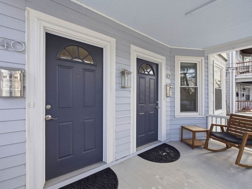 40-42 Dexter St - Photo 1