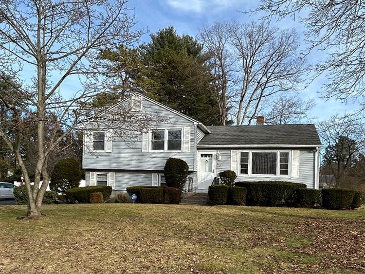 63 Meadowlark Dr - Photo 1