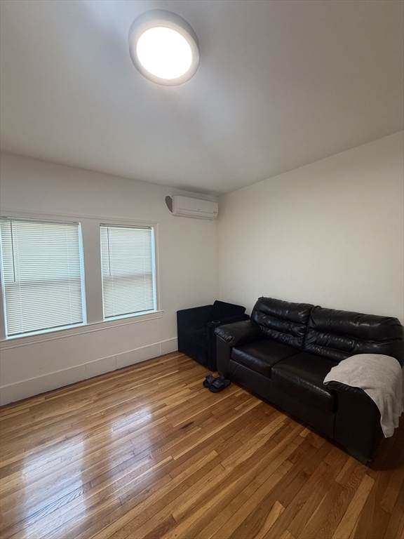 46 Woodlawn - Photo 1