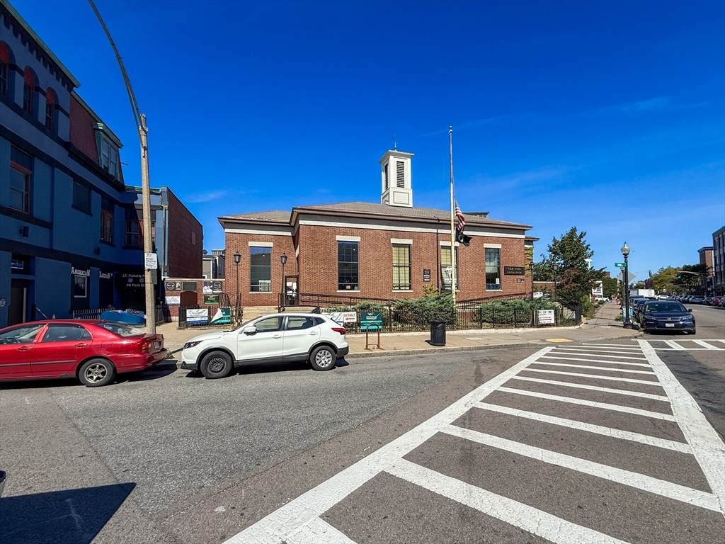 50 Meridian St - Photo 1