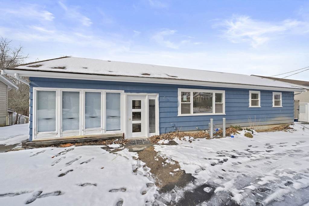 265 Norfolk St - Photo 1