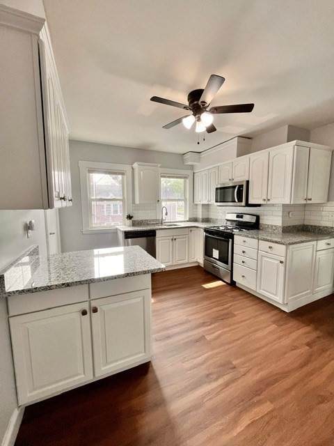 686 River St - Photo 1