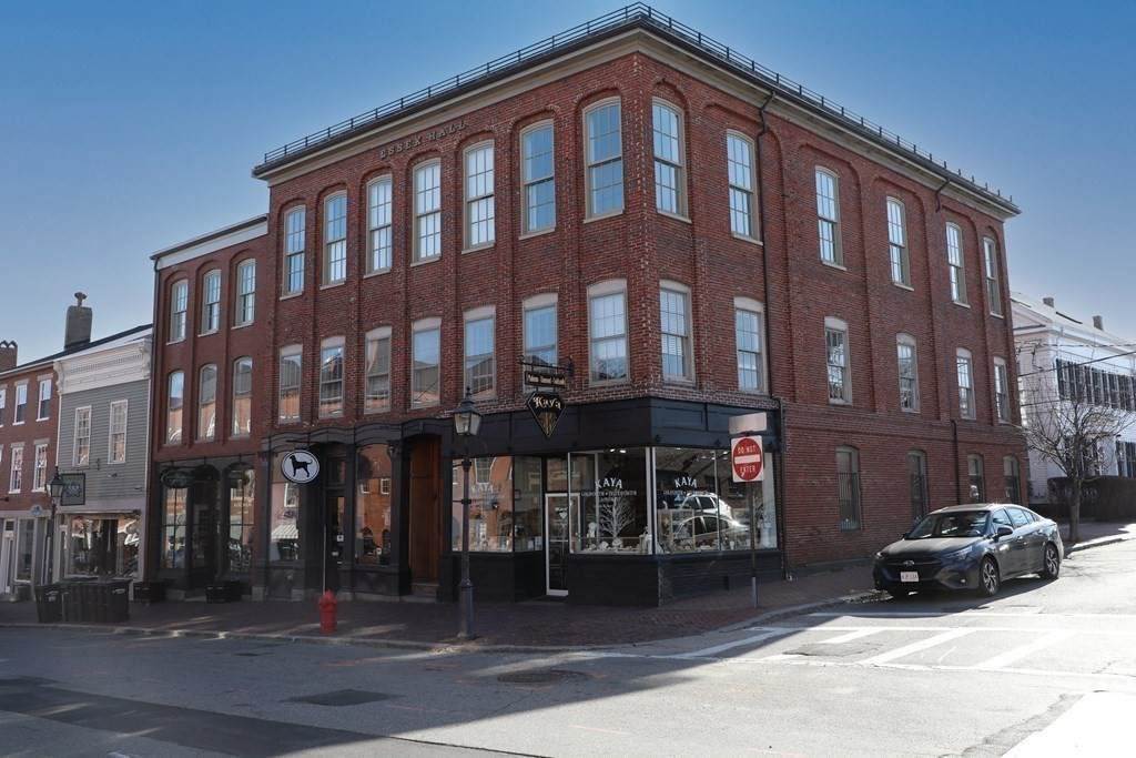 39 State St - Photo 1