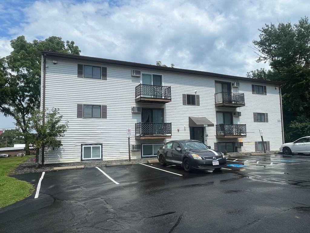 225 Danforth St. - Photo 1