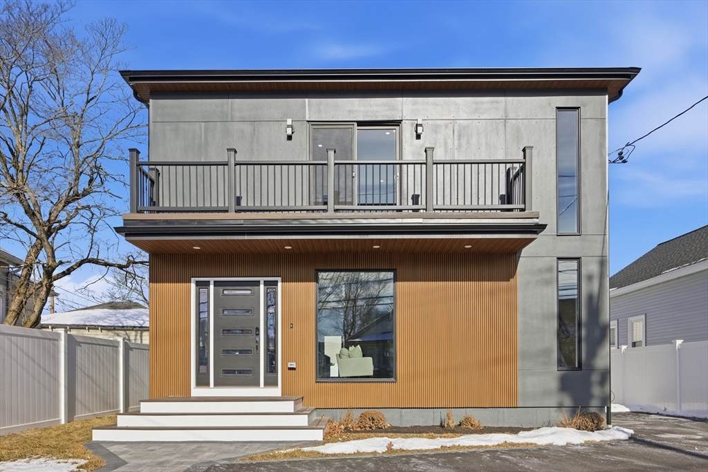 179 Lake St - Photo 1