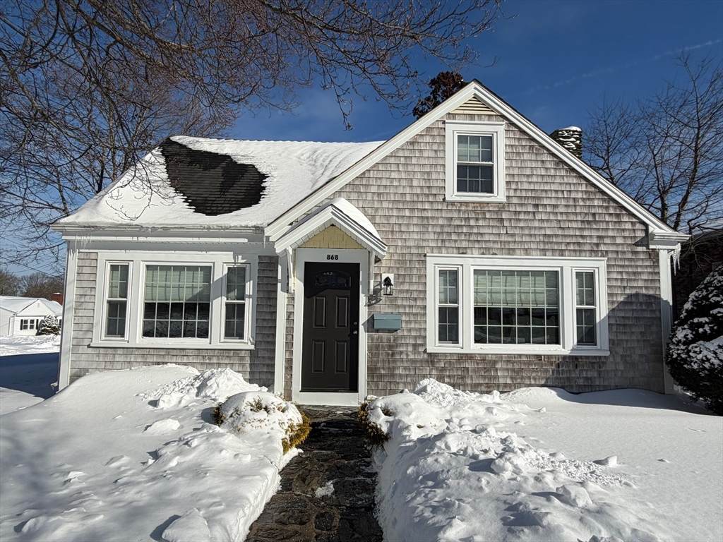 868 Ashley Blvd - Photo 1