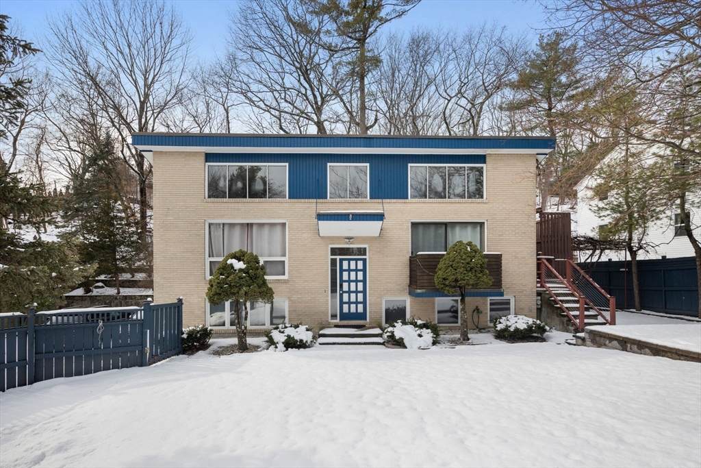 330 Cambridge St - Photo 1