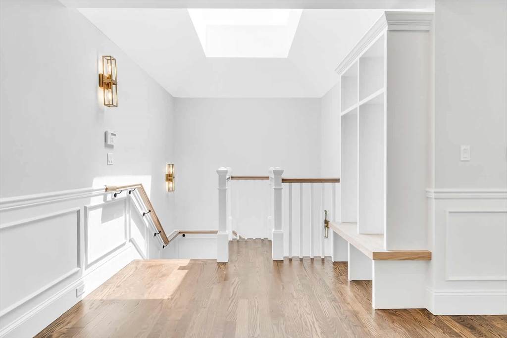 128 Longwood Ave - Photo 1