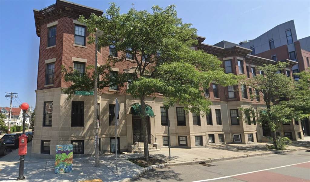 59 Brighton Ave - Photo 1