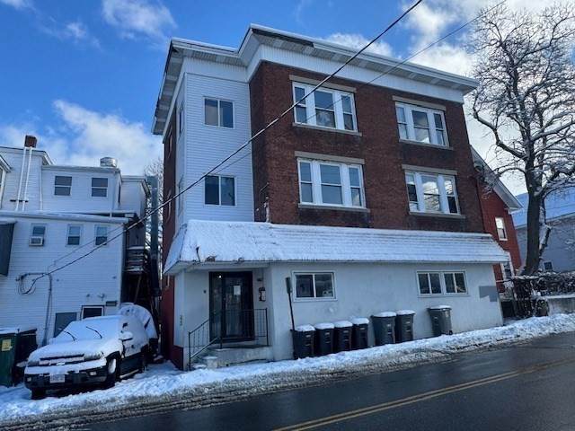 8-12 Nichols St - Photo 1