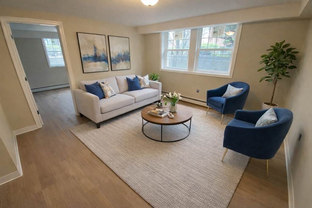 932 Massachusetts Ave - Photo 1