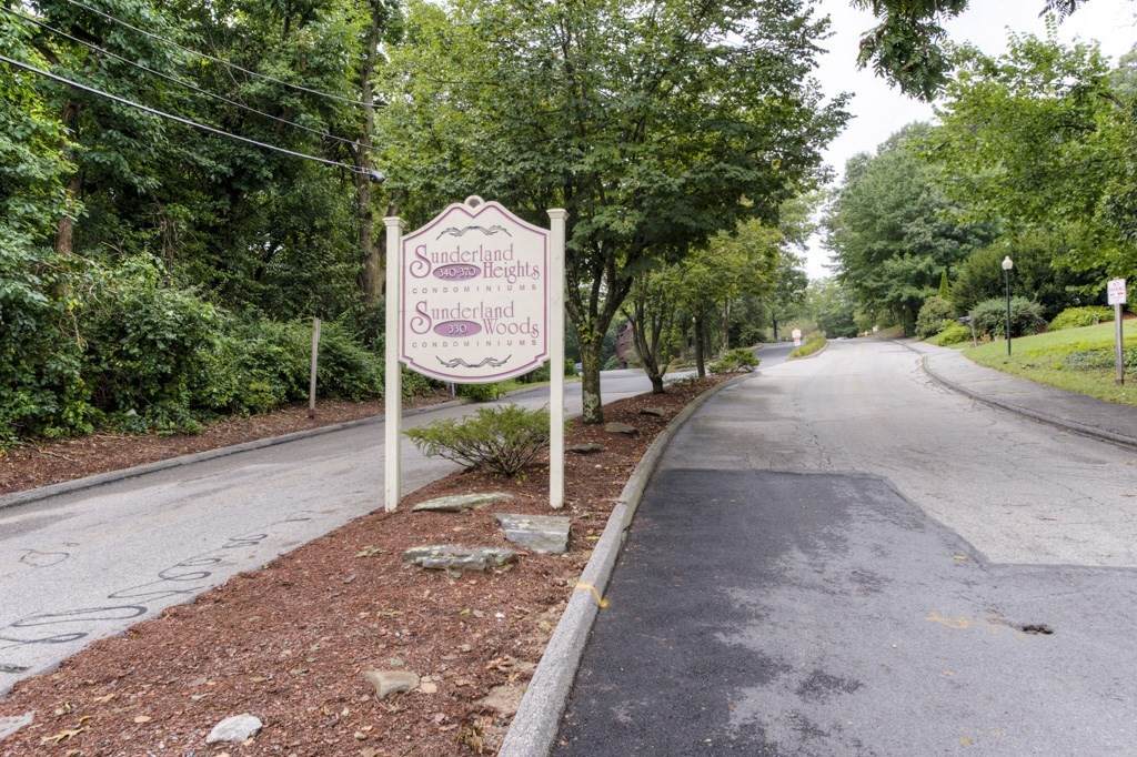 340 Sunderland Rd - Photo 1