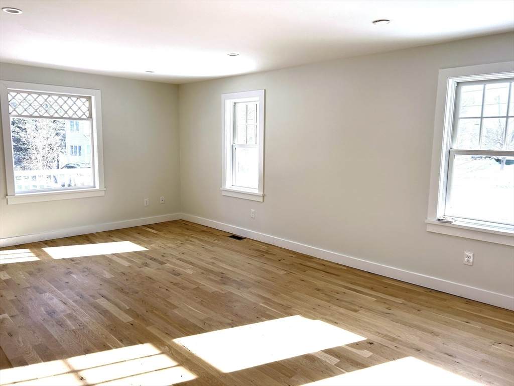 40 Prospect - Photo 1