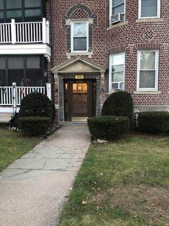 1719 Northampton - Photo 1