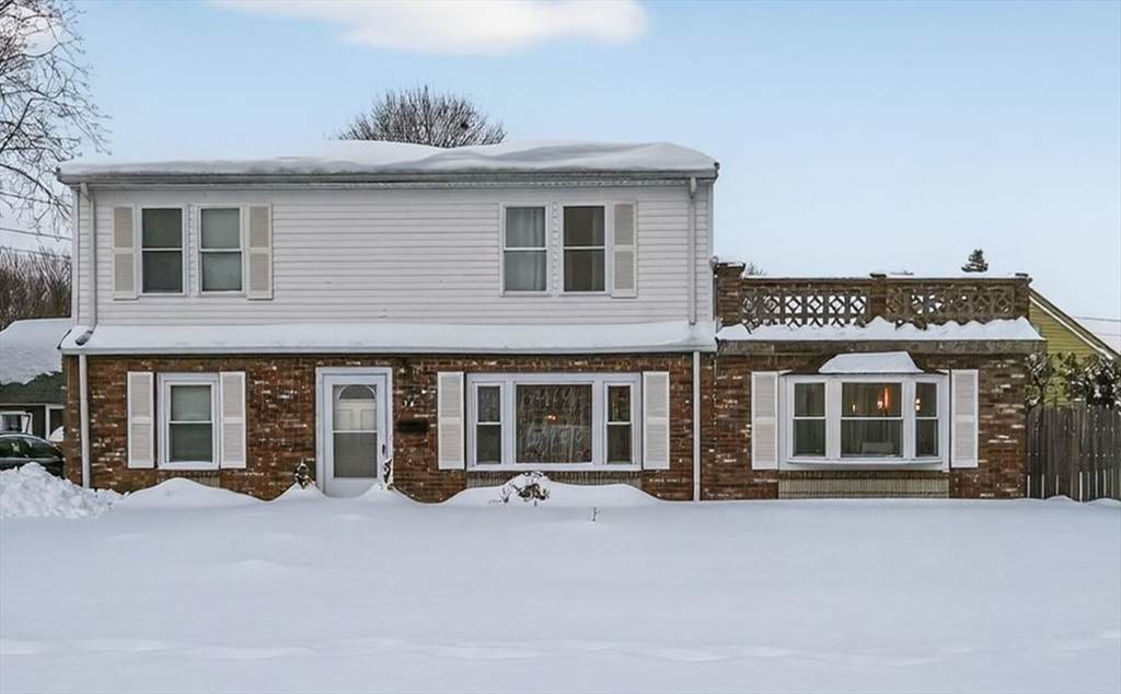 74 Alandale Pkwy - Photo 1