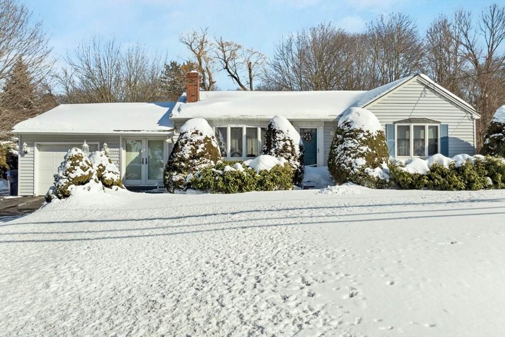 1573 Bridge St. - Photo 1