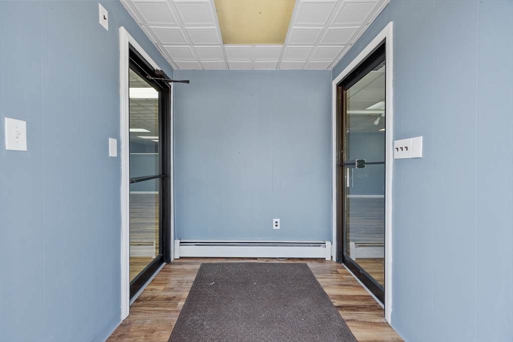 129 Lowell Street - Photo 1