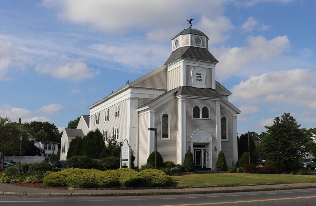 33 Randolph St - Photo 1