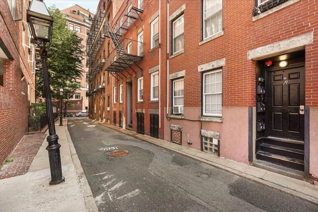 19 Harris Street - Photo 1