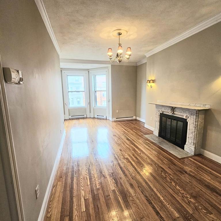 185 Beacon Street - Photo 1