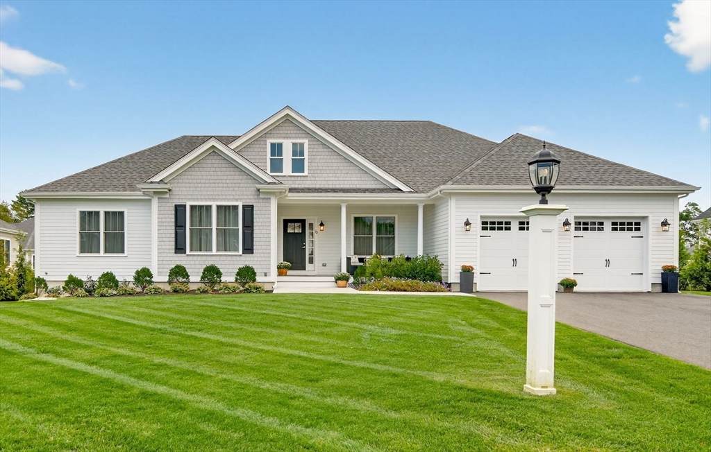 10 Shagbark Cir - Photo 1