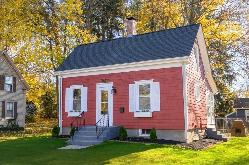 9 Bank Street - Photo 1