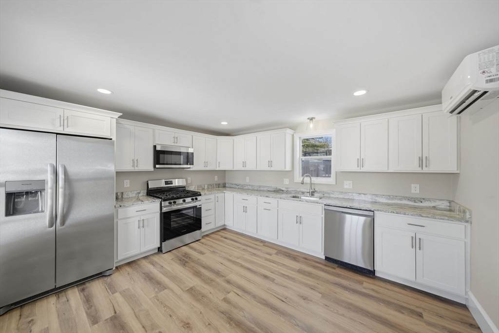 129 Marianna St - Photo 1