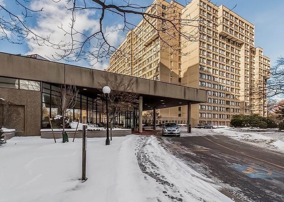 250 Hammond Pond Parkway - Photo 1