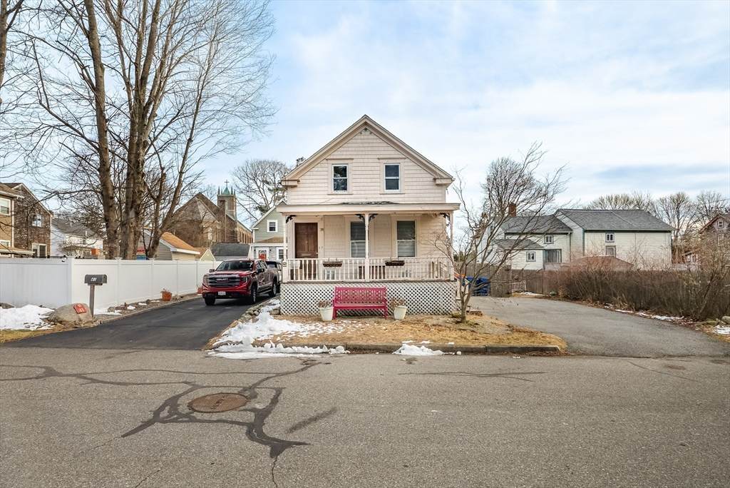 39 Christian St - Photo 1