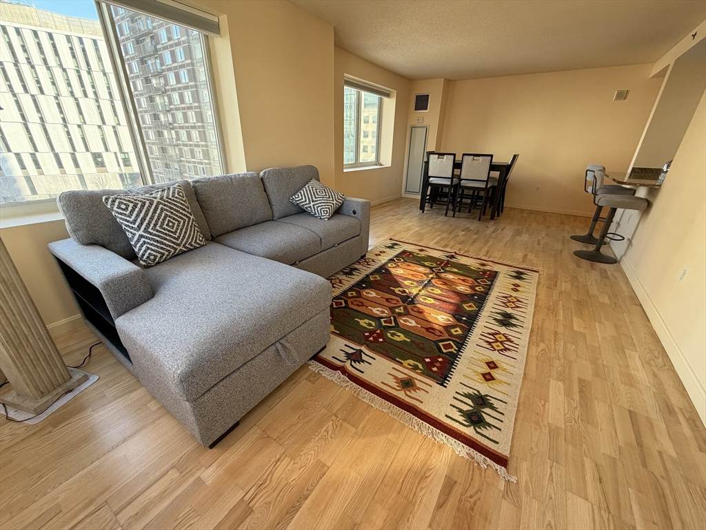 8 Museum Way - Photo 1