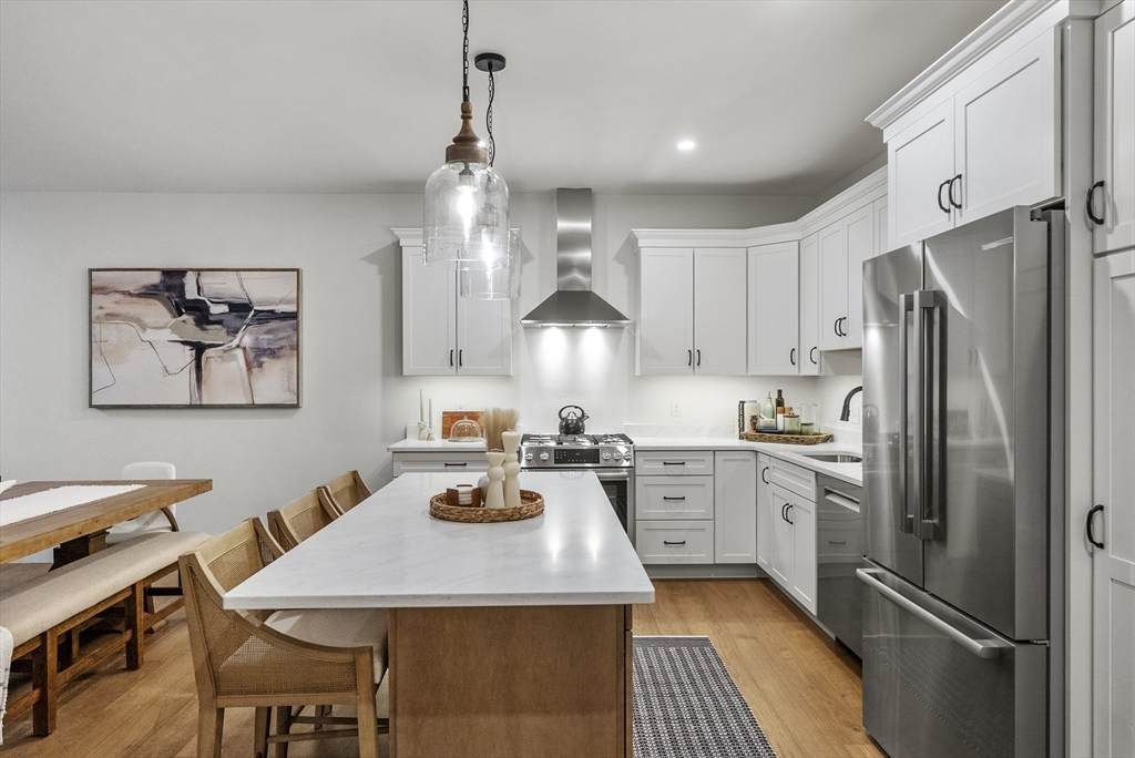 134 Court St - Photo 1