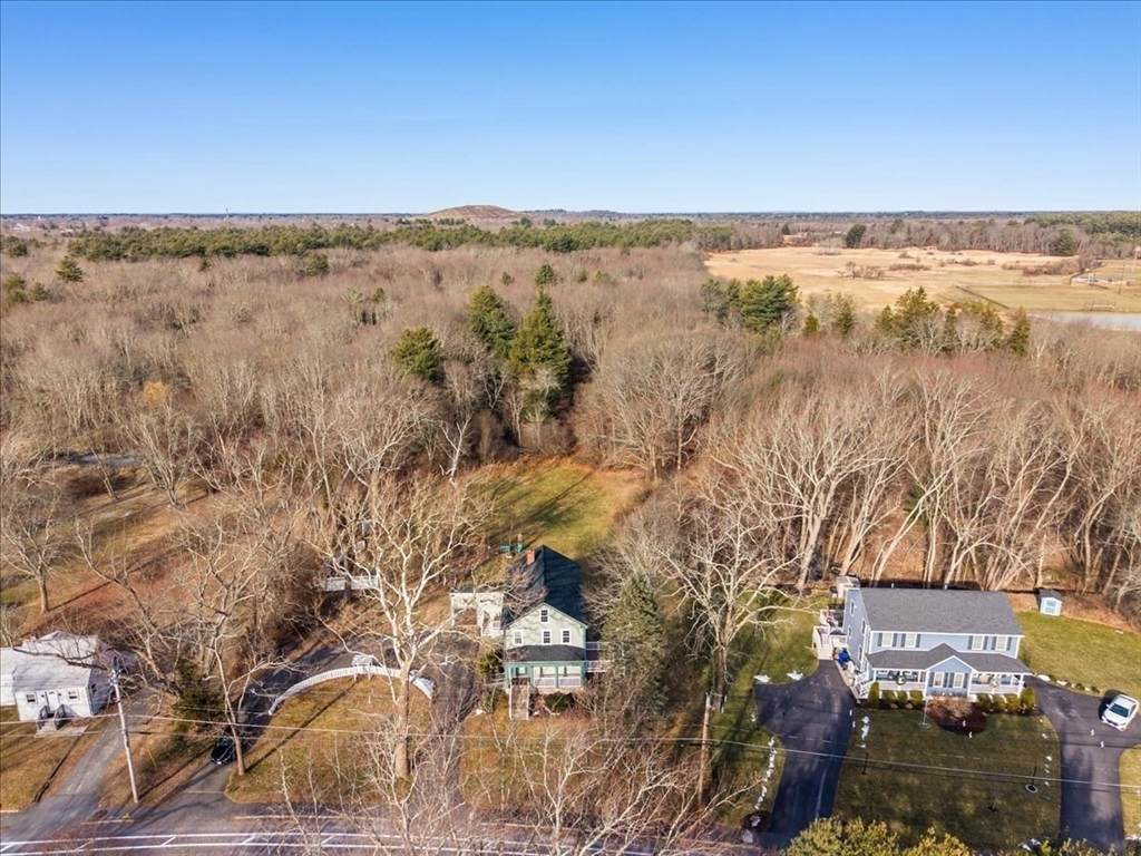 208 South Main St - Photo 1