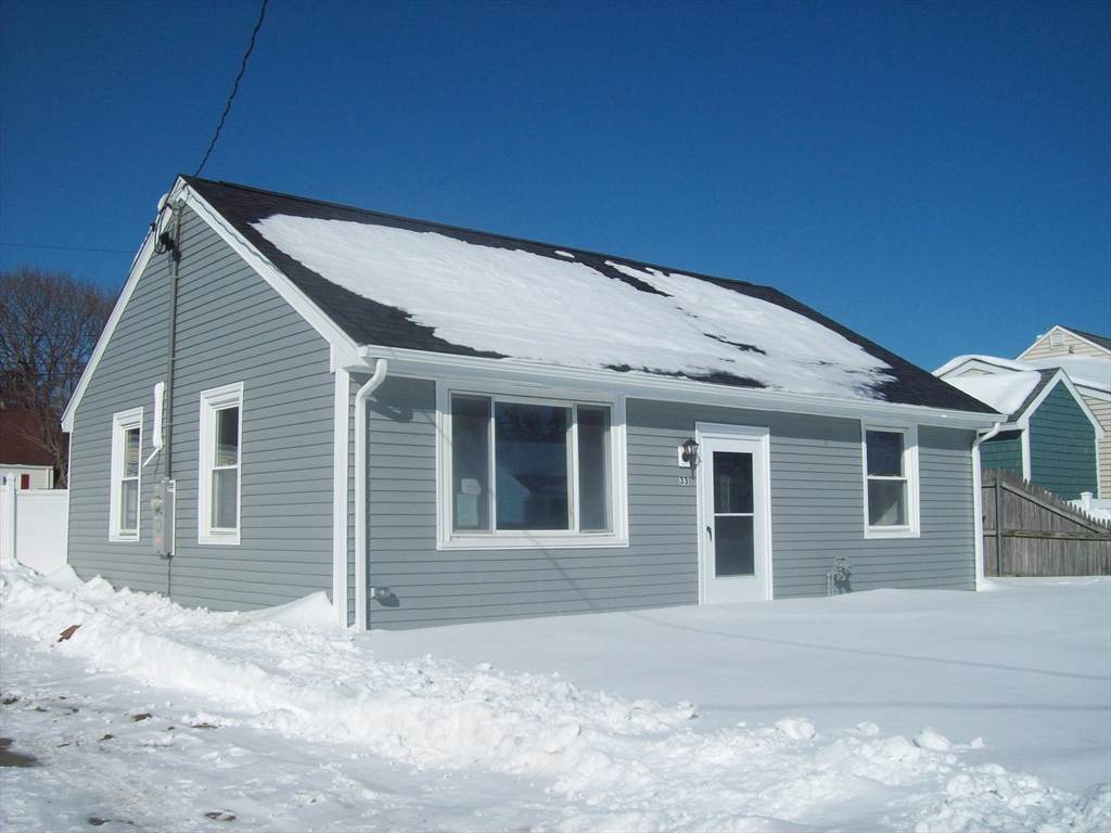 33 Hodges Avenue - Photo 1