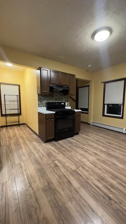 51 Ford St - Photo 1