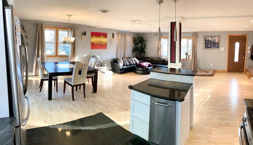 188 Middlesex Avenue - Photo 1