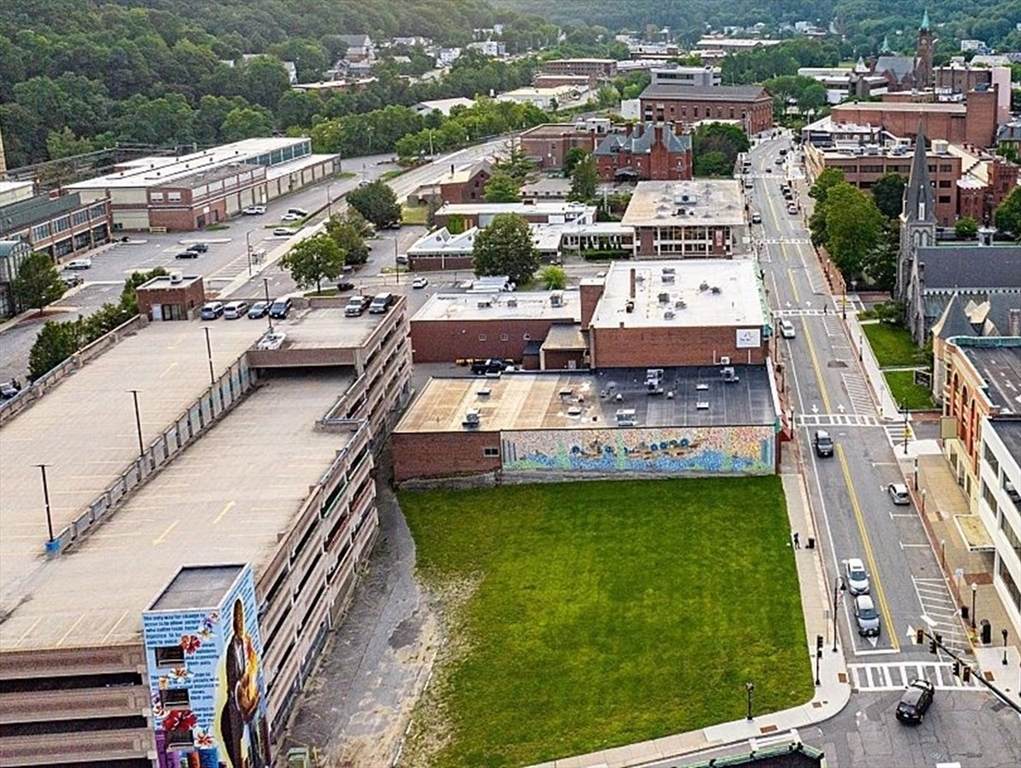 520 Main St. - Photo 1