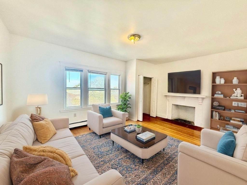 62 Algonquin Rd. - Photo 1