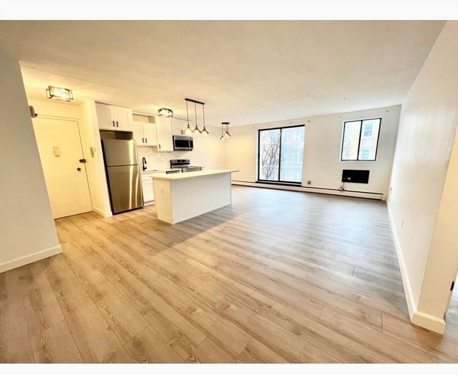 123 Sewall Ave - Photo 1