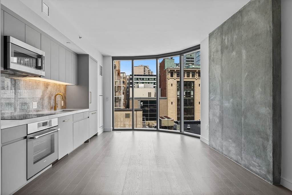 55 Lagrange St - Photo 1