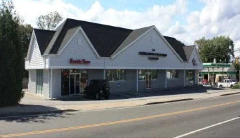 468 Smithfield Rd - Photo 1