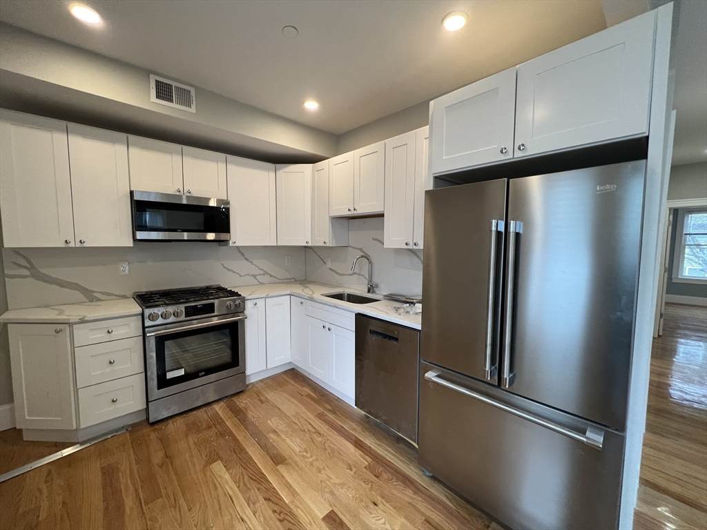 73 Pearl St - Photo 1