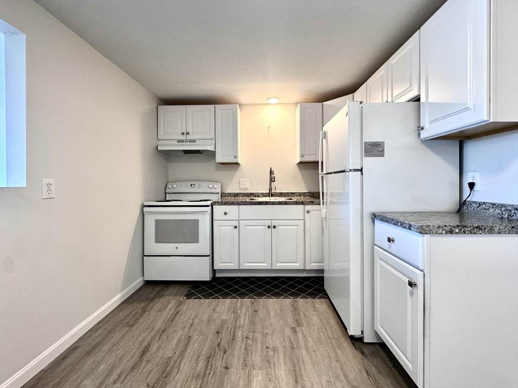 50-58 Walnut St - Photo 1