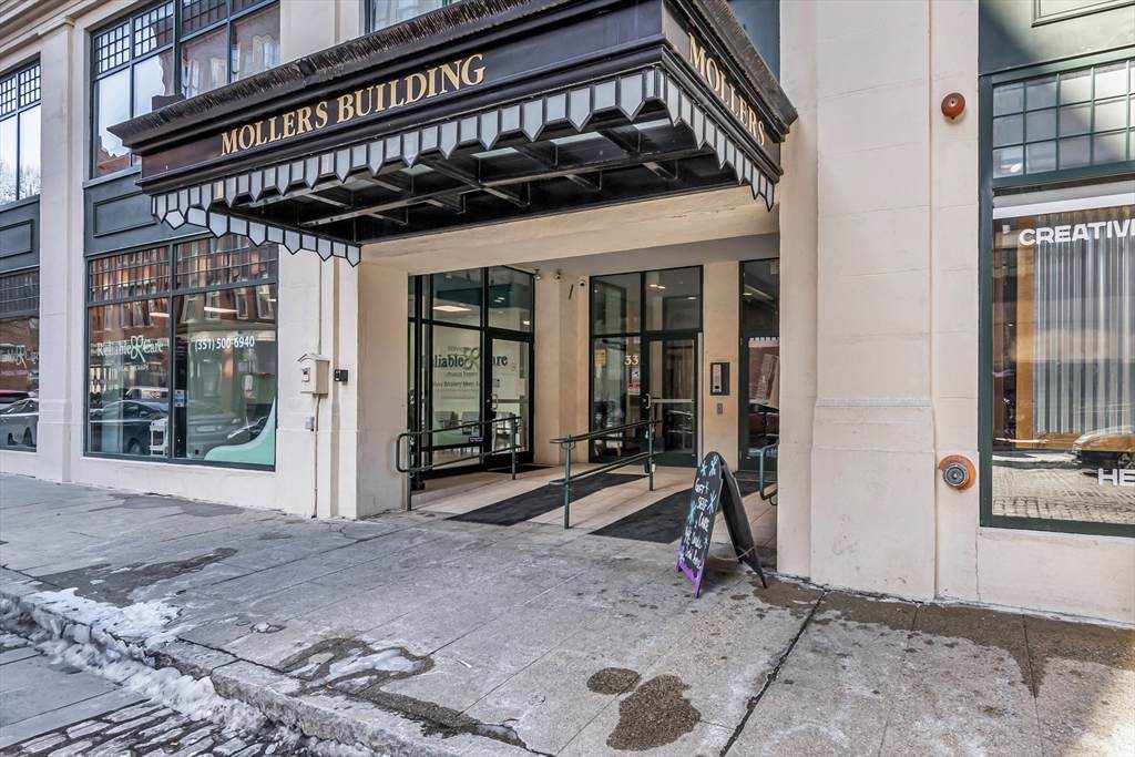 23-33 Middle Street - Photo 1