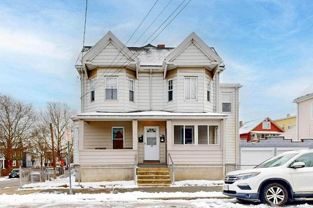 35 Henry St - Photo 1