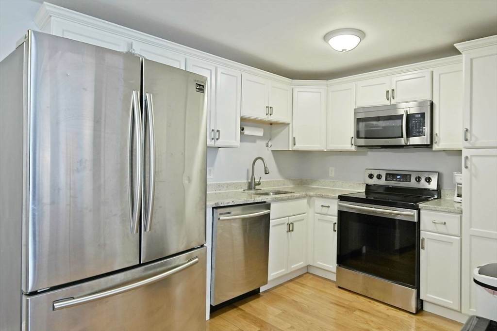 165-R Chestnut St - Photo 1