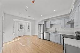 417 Commercial St - Photo 1