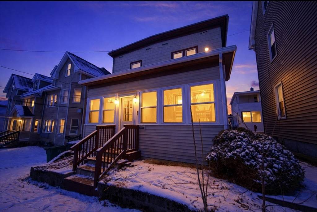 52 Maverick St - Photo 1